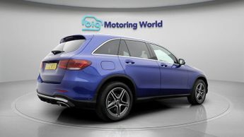 Mercedes-Benz GLC GLC 300 4MATIC AMG LINE