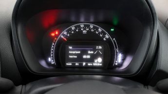 Toyota Aygo X VVT-I PURE