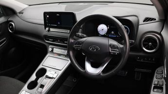 Hyundai KONA PREMIUM