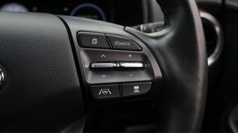 Hyundai KONA PREMIUM