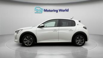 Peugeot E-208 ALLURE