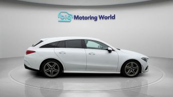 Mercedes-Benz CLA CLA 200 AMG LINE