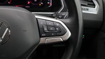 Volkswagen Tiguan ELEGANCE TSI DSG