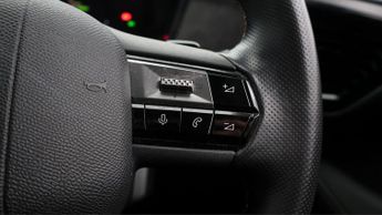 DS AUTOMOBILES DS 4 E-TENSE PERFORMANCE LINE