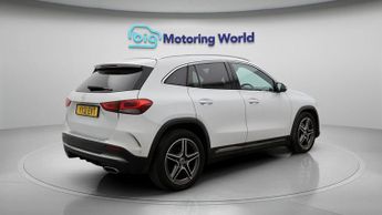 Mercedes-Benz GLA GLA 180 AMG LINE PREMIUM PLUS