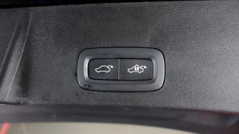 Volvo XC40 RECHARGE PLUS