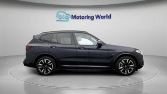BMW iX3 M SPORT
