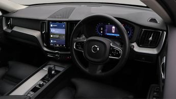 Volvo XC60 B5 PLUS AWD