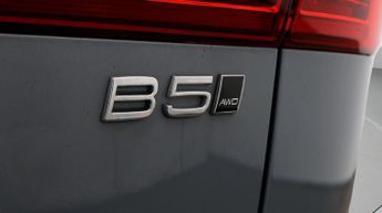 Volvo XC60 B5 PLUS AWD