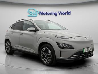 Hyundai KONA PREMIUM