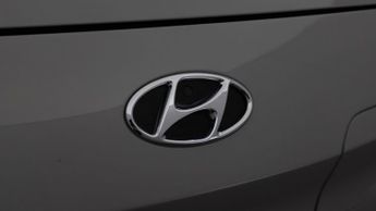 Hyundai KONA PREMIUM
