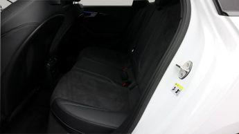 Audi A4 Avant AVANT TDI S LINE BLACK EDITION