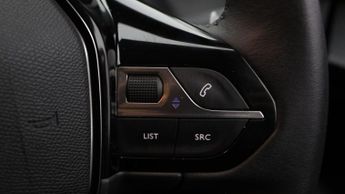 Peugeot E-208 ALLURE PREMIUM PLUS