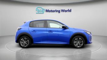 Peugeot E-208 ALLURE PREMIUM PLUS