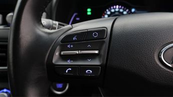 Hyundai KONA PREMIUM