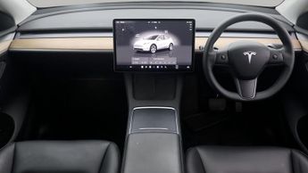 Tesla Model Y LONG RANGE AWD