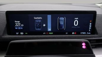 Ford Mustang Mach-E BASE