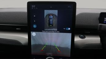 Ford Mustang Mach-E BASE