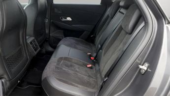 DS AUTOMOBILES DS 7 CROSSBACK E-TENSE PERFORMANCE LINE