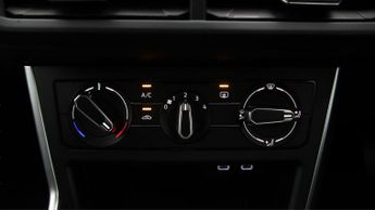 Volkswagen Polo LIFE TSI DSG