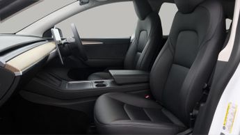 Tesla Model Y LONG RANGE AWD