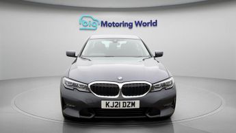 BMW 3 Series 330E SPORT PRO