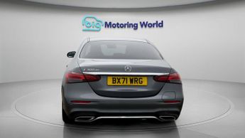 Mercedes E Class E 300 DE AMG LINE EDITION