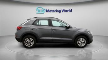 Volkswagen T-Roc LIFE TSI