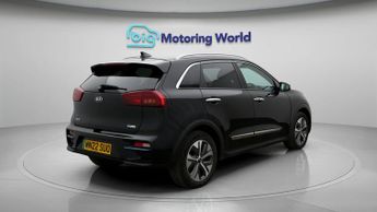 Kia Niro 4 PLUS