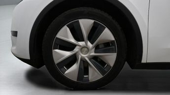 Tesla Model Y BASE