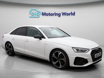 Audi A4 TFSI S LINE BLACK EDITION