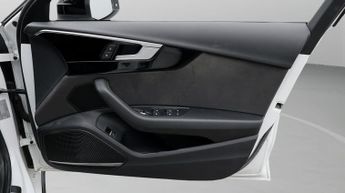 Audi A4 TFSI S LINE BLACK EDITION