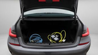 BMW 3 Series 330E M SPORT