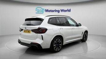 BMW iX3 M SPORT