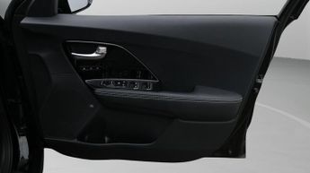 Kia Niro 4 PLUS