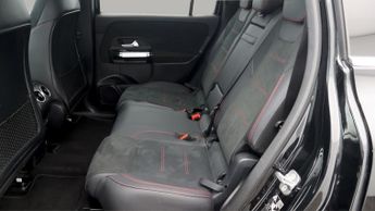 Mercedes-Benz EQB EQB 300 4MATIC AMG LINE