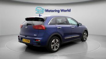 Kia Niro 4 PLUS