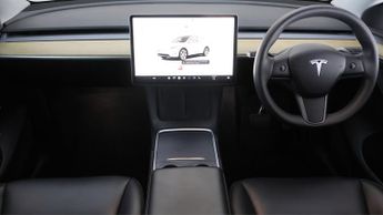 Tesla Model Y LONG RANGE AWD