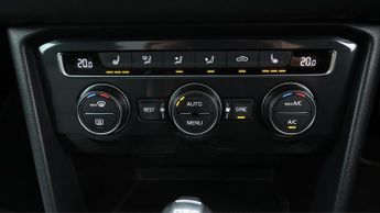 Volkswagen Tiguan R-LINE TDI DSG