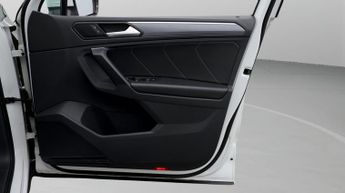 Volkswagen Tiguan R-LINE TDI DSG
