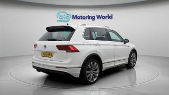 Volkswagen Tiguan R-LINE TDI DSG