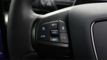 Ford Mustang Mach-E BASE