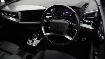 Audi Q4 e-tron S LINE