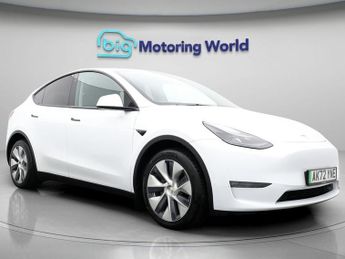Tesla Model Y LONG RANGE AWD