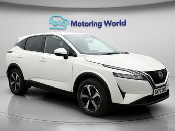 Nissan Qashqai DIG-T N-CONNECTA DCT