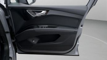 Audi Q4 e-tron S LINE