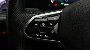 Volkswagen Golf R-LINE TDI DSG