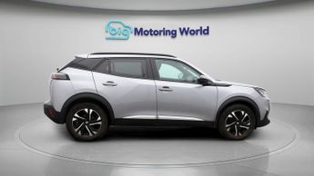 Peugeot E-2008 ALLURE PREMIUM PLUS