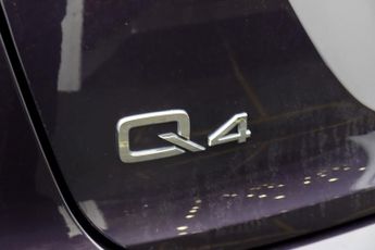Audi Q4 e-tron S LINE