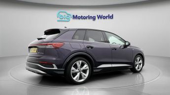 Audi Q4 e-tron S LINE